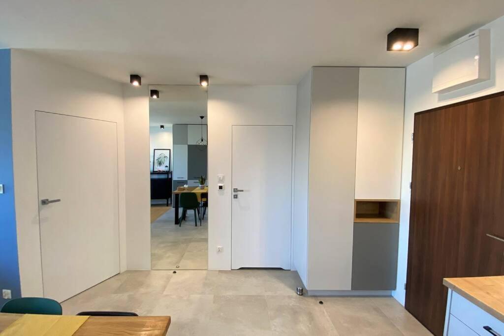 Apartament Na Wodnej Apartment Лодз Екстериор снимка